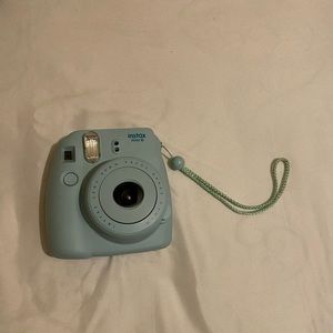 Poloroid Carmera in blue